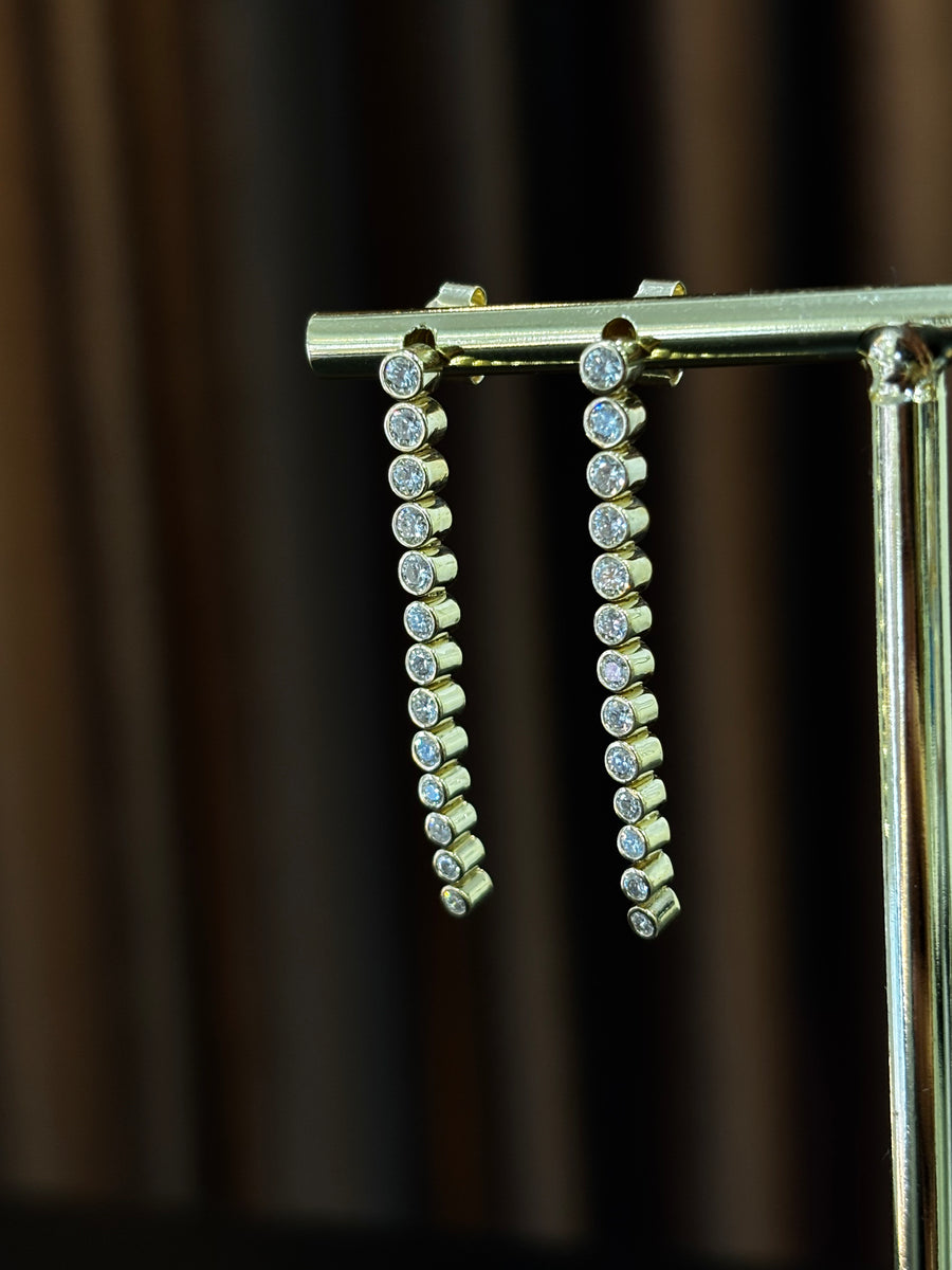 Stella Hangers / Ørehænger (Naturlig Diamant)