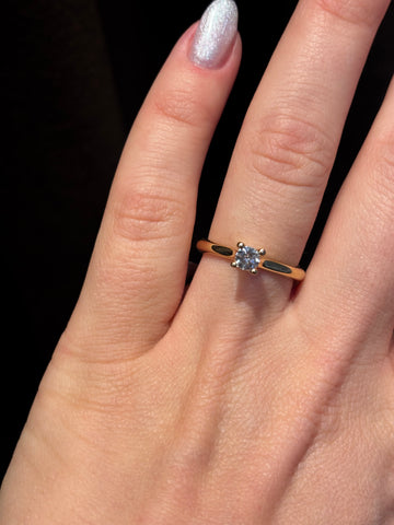 Solitairering 14kt guld m. 0.30ct Hvid Safir, str. 54.5