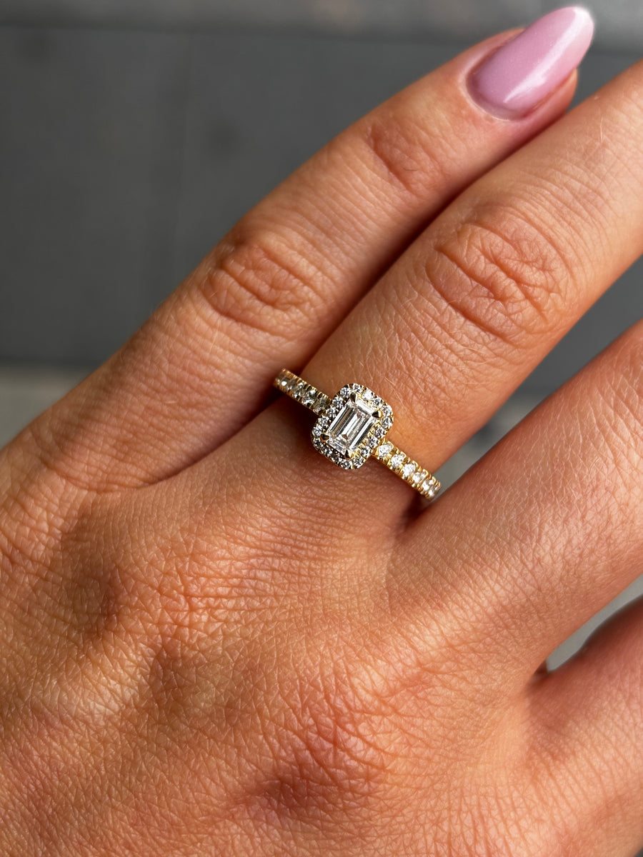 Emerald Cut Roset Ring (Lab grown diamant)