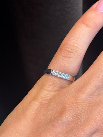 Alliancering 14kt hvidguld 3x0.10ct diamant str.51